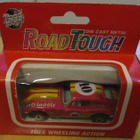 Jaguar E-Type Coupe Rosa-Yellow 1966 Yatming Road Tough 1:64 - pikkukuva 1