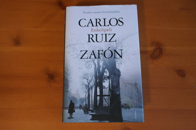 Carlos Ruiz Zafon:Enkelipeli.1.P.2009.Sid.Kp.Hieno!