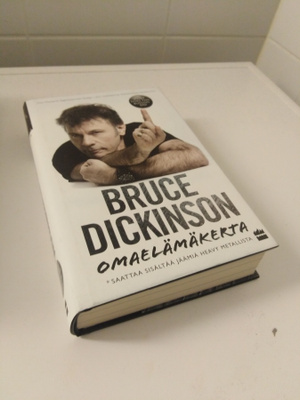 Bruce Dickinson: Omaelämäkerta