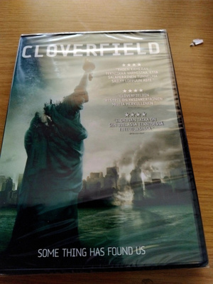 CLOVERFIELD DVD **UUSI MUOVEISSA**