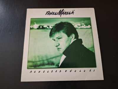 TANELI MÄKELÄ - ASKELEES KUULU EI . LP