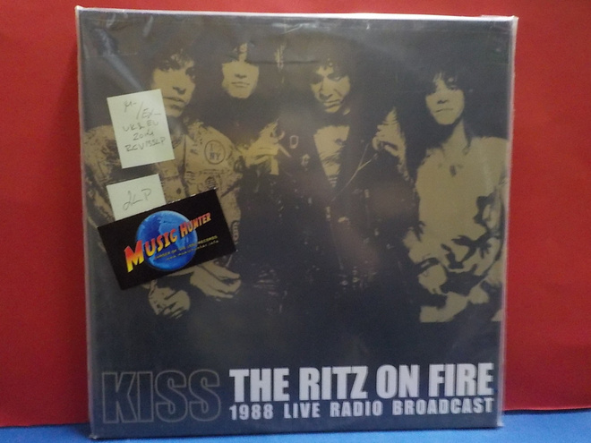 KISS - THE RITZ ON FIRE M-/EX- UK&EU 2014 PRESS 2LP