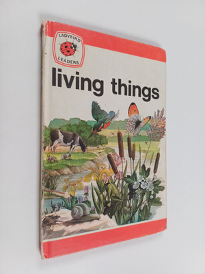 Romola Showell : Living things