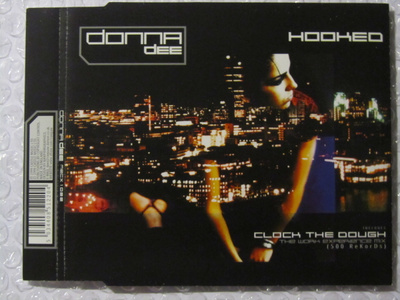 Donna Dee • Hooked CD-Single