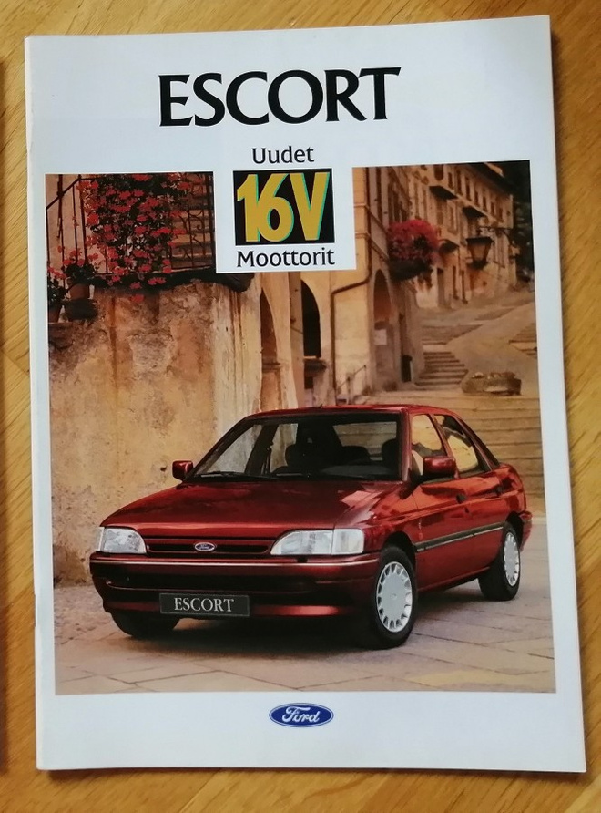 1992 Ford Escort 16 V esite - 34 siv - suom - KUIN UUSI
