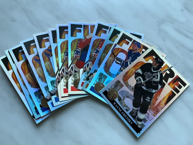 1994-95 Leaf Fire On Ice kortteja alkaen 2,0e/kpl
