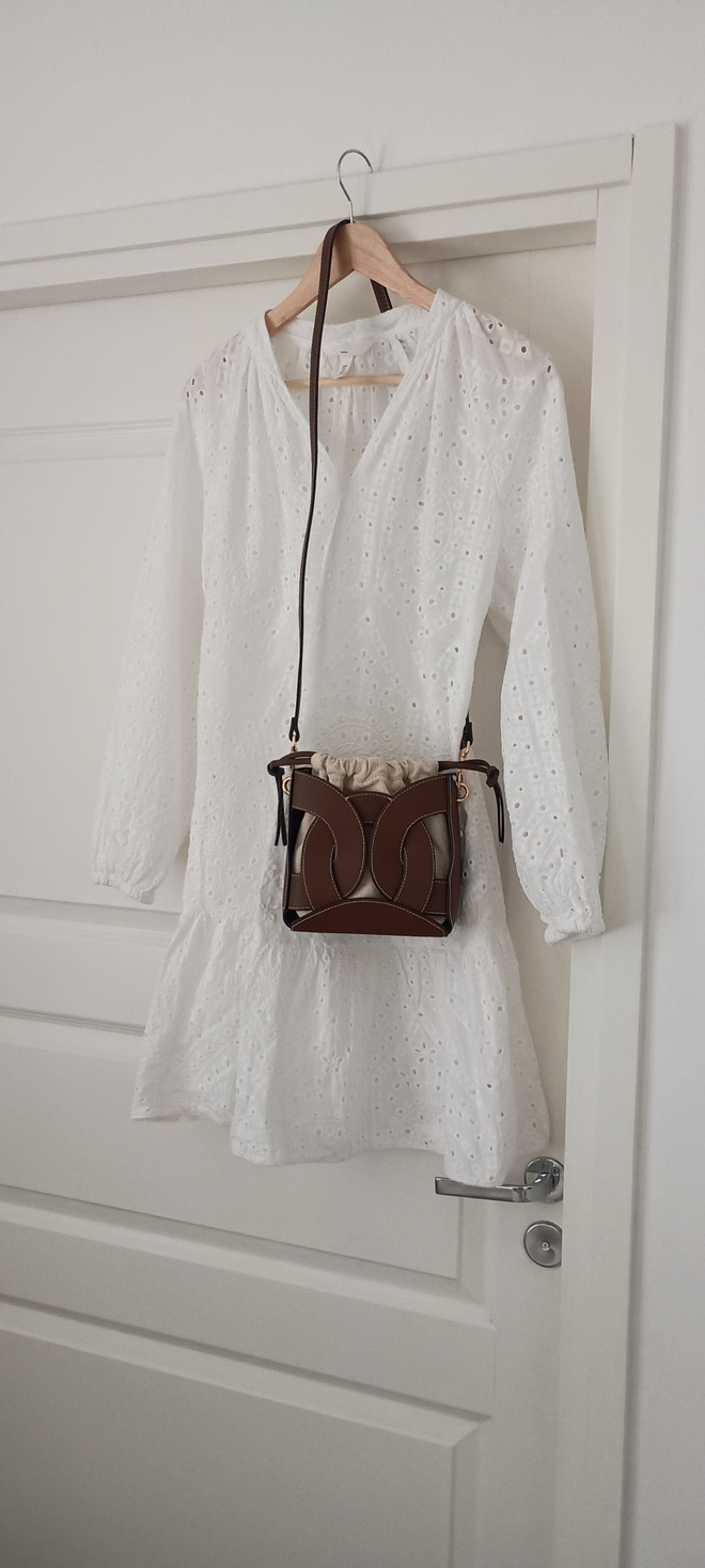 H&M Mama before&after broderie anglaise mekko (uud.)