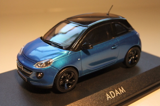 Opel adam -18 1:43 ALE!