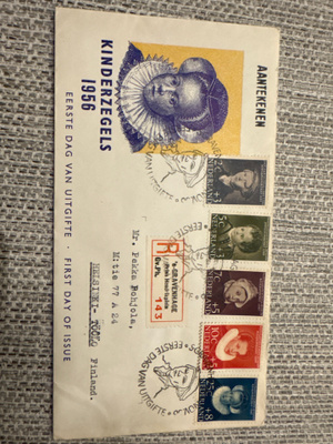 Ulkomaisia postimerkkejä