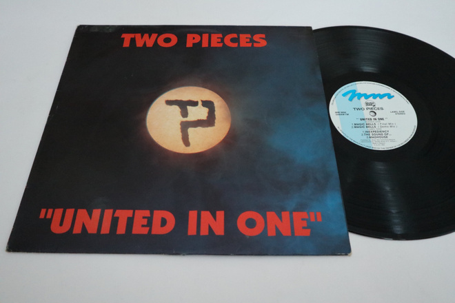 Two Pieces - United In One 12" *1992 HC TECHNO*