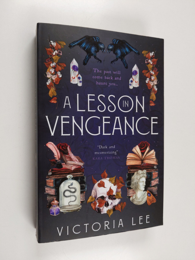 Victoria Lee : A lesson in vengeance