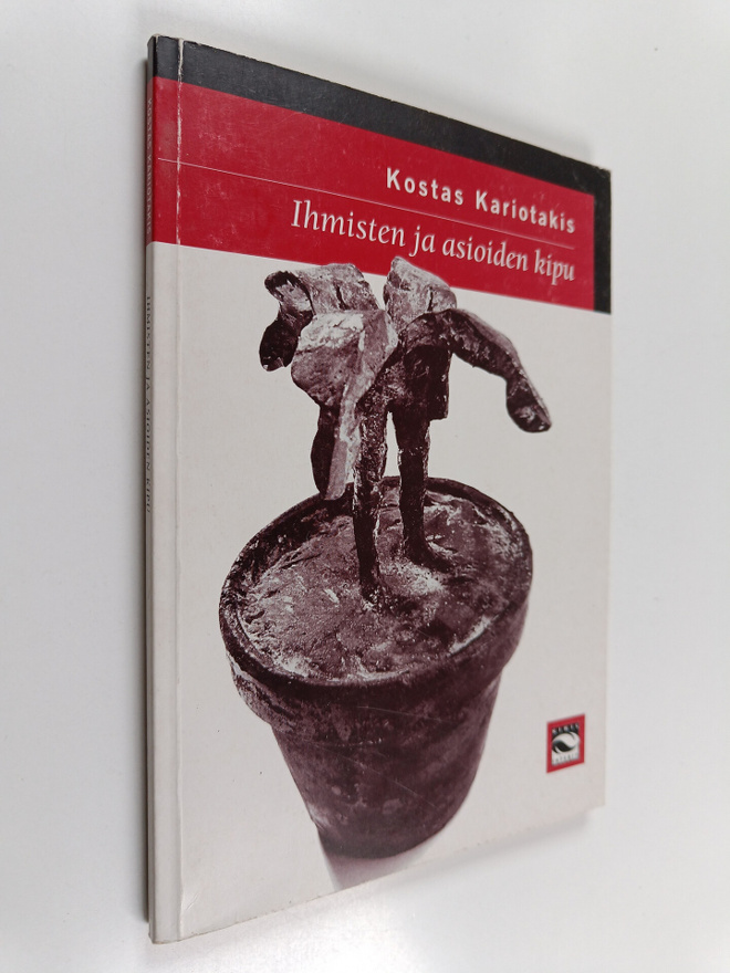 Kostas Kariotakis : Ihmisten ja asioiden kipu