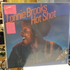 LONNIE BROOKS - HOT SHOT M-/M- LP+ - pikkukuva 1