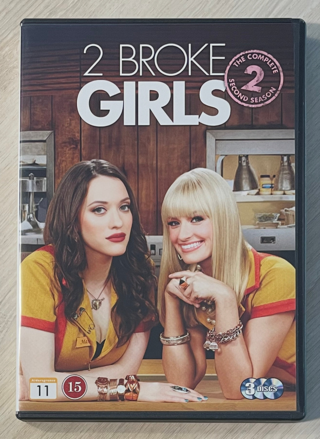 Tyhjätaskut: Kausi 2 (3DVD) Kat Dennings & Beth Behrs