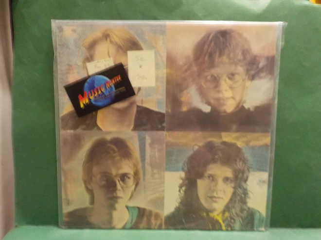SE - SE M-/M- SUOMI 1982 KOELEVY LP