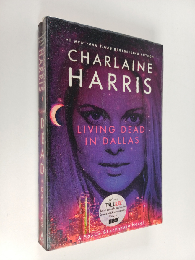 Charlaine Harris : Living Dead in Dallas