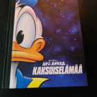 Disney Aku Ankka / Taikaviitta Kaksoiselmää - pikkukuva 1