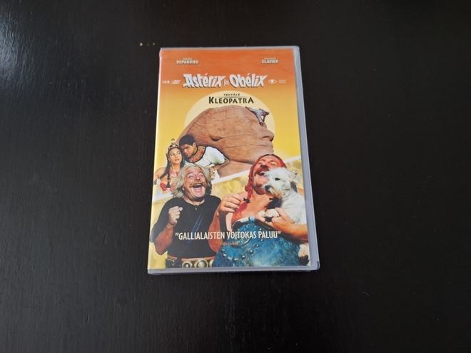 ASTERIX JA OPELIX - KLEOPATRA VHS kasetti