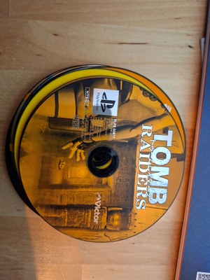 PS1 Tomb Raiders, japaniversio