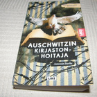 Antonio Iturbe Auschwitzin kirjastonhoitaja   -pok - pikkukuva 1