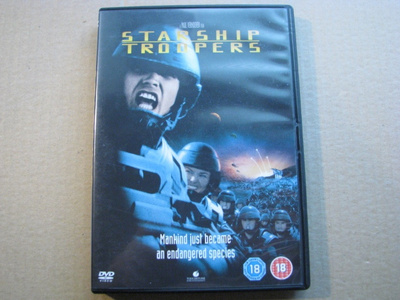 STARSHIP TROOPERS - Universumin Sotilaat
