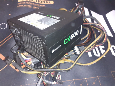 Virtalähde - Corsair CX600 ATX / 600 Wattinen