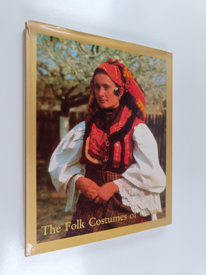 Jelka Radaus Ribaric : The Folk Costumes of Croatia