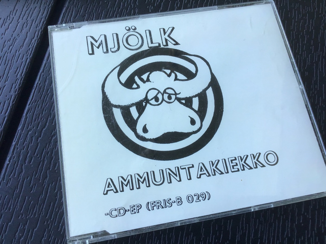 Mjölk . Ammuntakiekko ep CD
