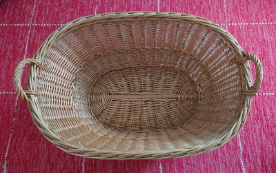 Iso punottu pajukori 83 x 58 x 31cm