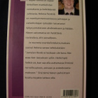 Penttilä, Helena : Armollisissa käsissä - pikkukuva 2