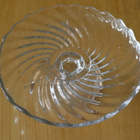 Kotimainen kierre jalallinen tarjoiluvati, kirkas 15.5 cm - pikkukuva 1