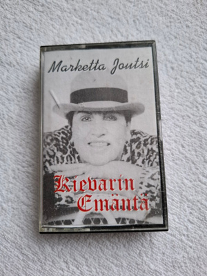 MARKETTA JUTSI - KIEVARIN EMÄNTÄ C-KASETTI