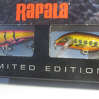 Rapala Taimen kirja 2kpl vaappuja limited edition - pikkukuva 2