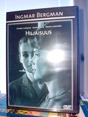 DVD HILJAISUUS  ( SIS POSTIKULU ]