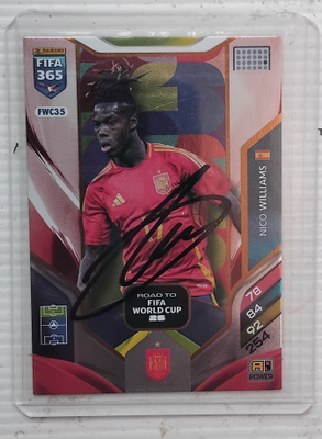 Nico Williams Espanja signed