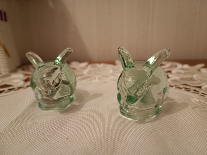Lasinen vihreä pääsiäispupu