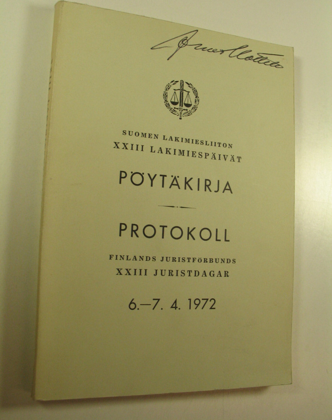 Suomen lakimiesliiton lakimiespäivien pöytäkirja 6.-7. 4....
