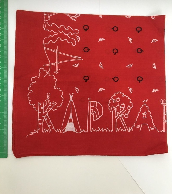Bandana huivi punainen KAPRAKKA