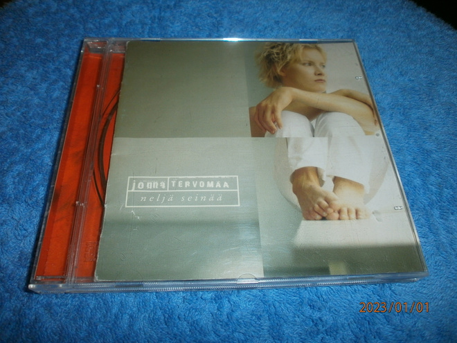JONNA TERVOMAA : NELJÄ SEINÄÄ  -  CD