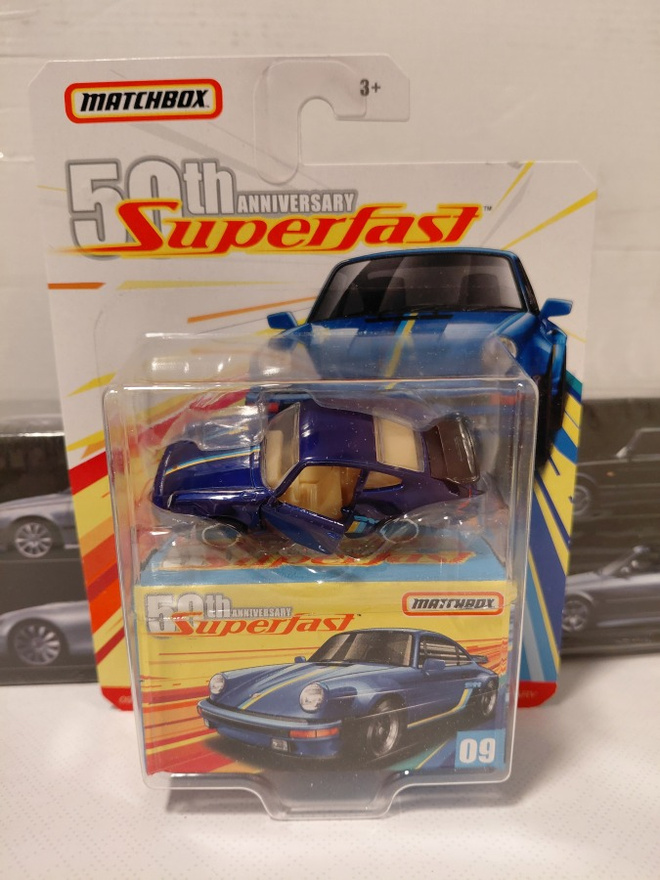 Porsche 911 Turbo Matchbox superfast 50anniversary