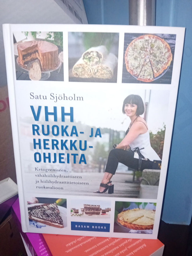 Sjöholm : VHH Ruoka- ja herkkuohjeita ( SIS POSTIKULU )