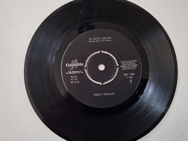 PÄIVI PAUNU - OI NIITÄ AIKOJA 7 " Sinkku