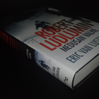 Robert Ludlumin Medusan Valhe (Eric van Lustbader 2011) - pikkukuva 3