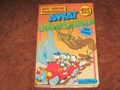 AKU ANKAN TASKUKIRJA 123 - ANKAT OIKOPOLULLA