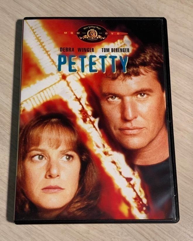 Petetty (1988) Debra Winger & Tom Berenger