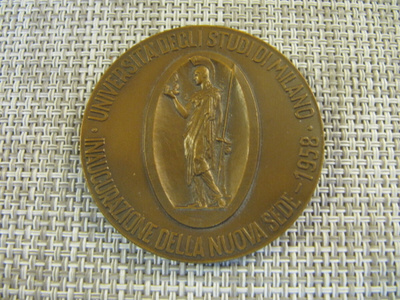 Universita´Degli Studi Di Milano mitali 1958 / E.Monti