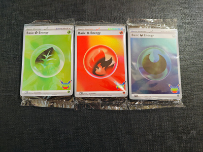 Pokemon 30th - ETB Holo Energyt 16kpl / Nippu