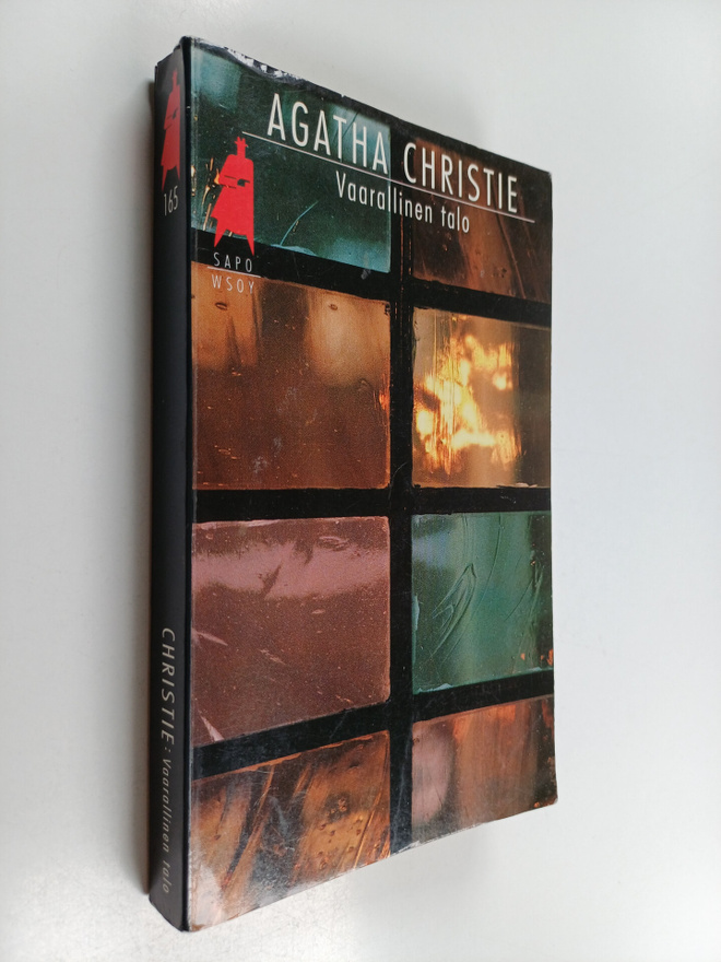 Agatha Christie : Vaarallinen talo