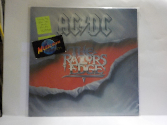 AC DC - THE RAZORS EDGE M-/M- SAKSA 1990 LP