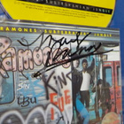 RAMONES ISO TAULU NELJÄLLÄ NIMMARILLA - pikkukuva 3